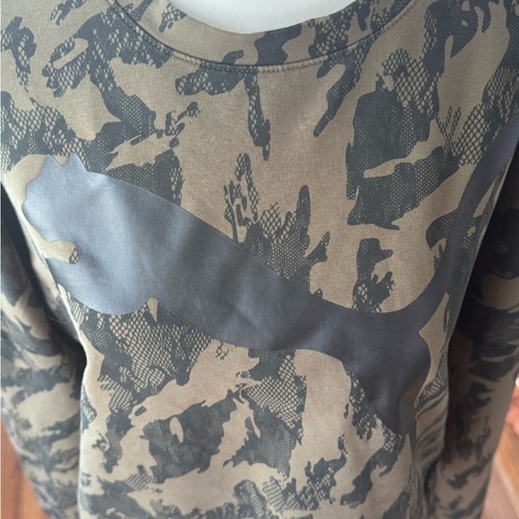 WOMENS PUMA REBEL CROPPED CREW SWEATSHIRT - Picture 2 of 7